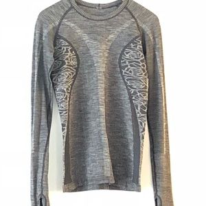 Lululemon Between the Lines SZ6